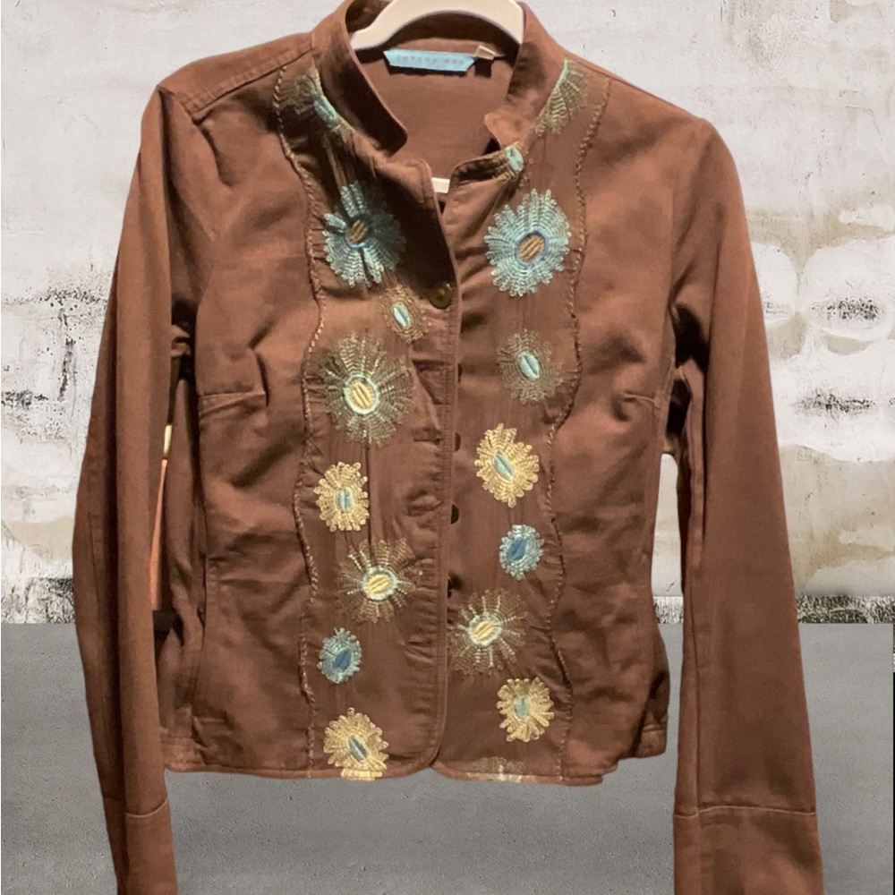 ** Johnny Was Brown Embrodered Crop Jacket